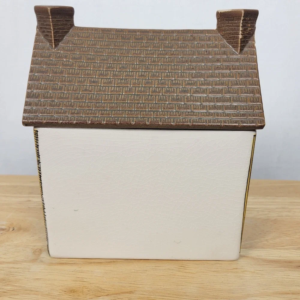 VTG 1980 Enesco J. Downs Market Street Ceramic House Canister Cookie‎ Jar Japan